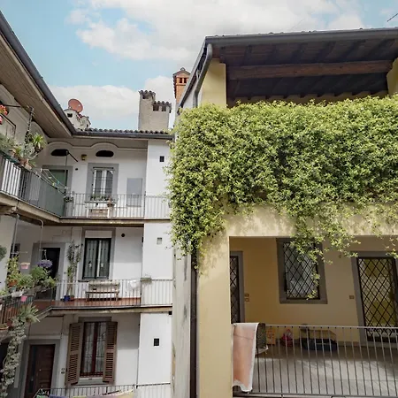 Q1 Holiday Μπέργκαμο