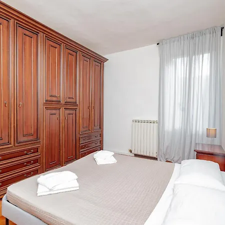 Q1 Holiday Bergamo