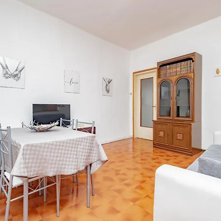 Q1 Holiday Lägenhet