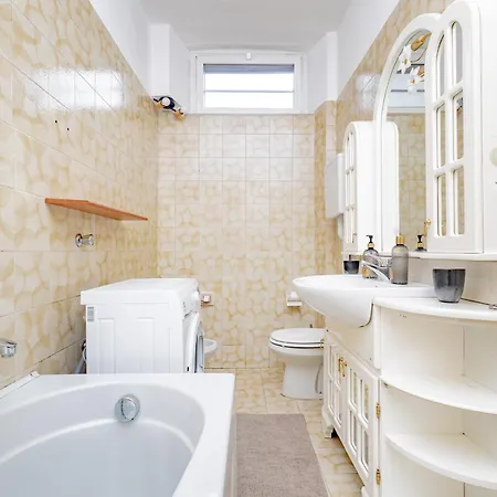 Q1 Holiday Lägenhet