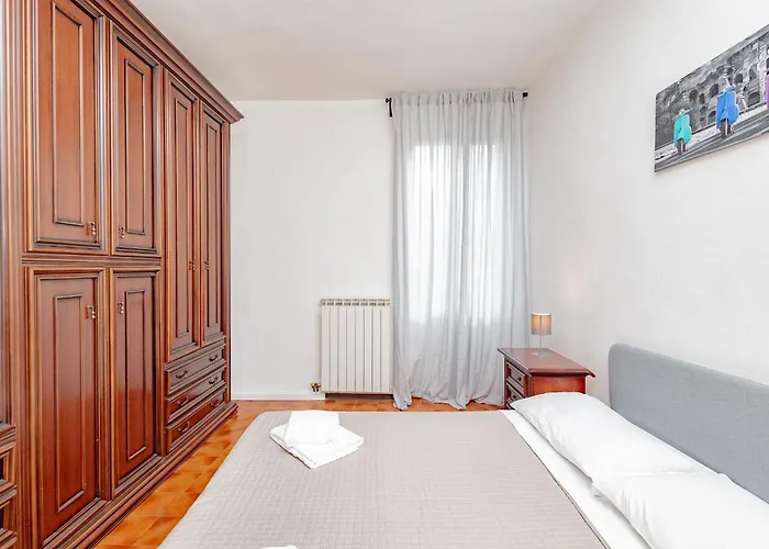 Q1 Holiday Apartamento