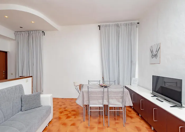 Q1 Holiday * Bérgamo