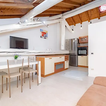 Апартаменты Q1 Holiday